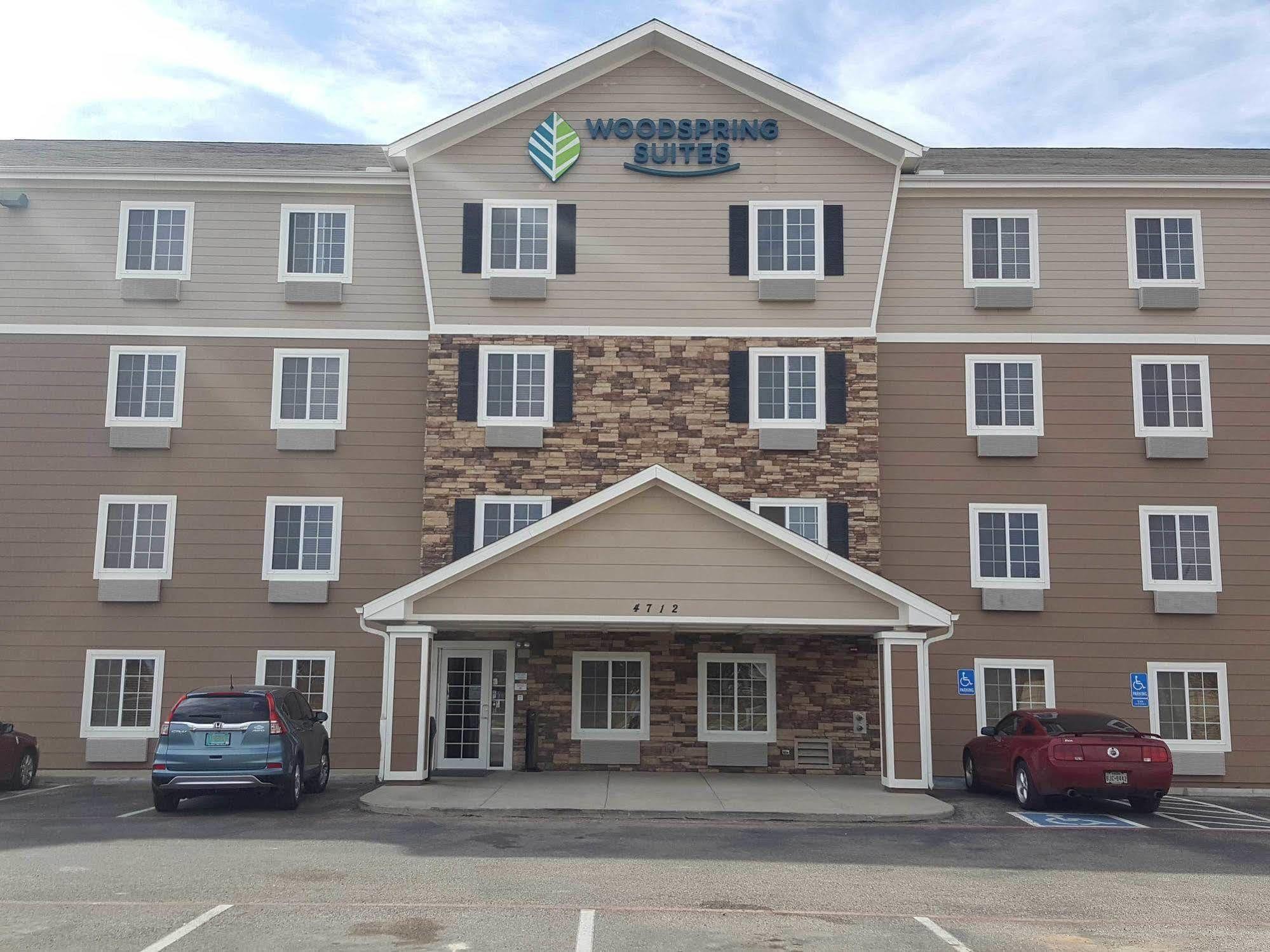 Woodspring Suites Мидленд Экстерьер фото